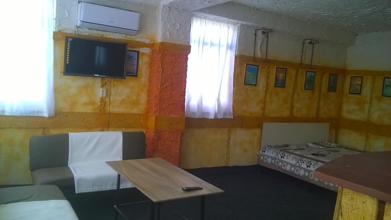 Guesthouse Star Georgia Тбілісі Екстер'єр фото