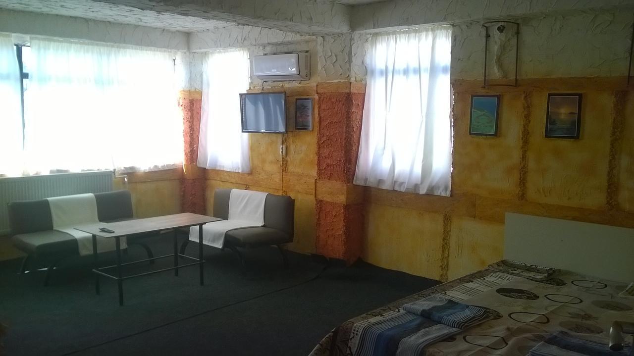Guesthouse Star Georgia Тбілісі Екстер'єр фото